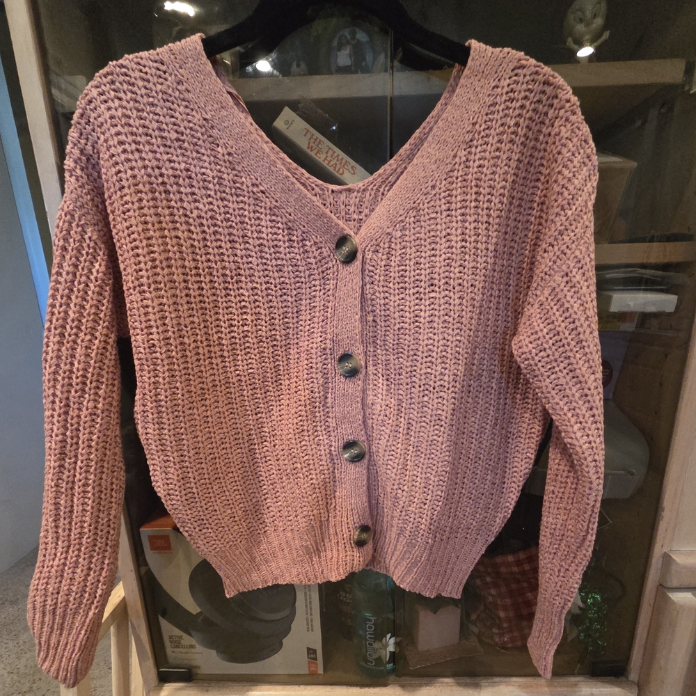 Women's Pink Button-Up Cropped Sweater